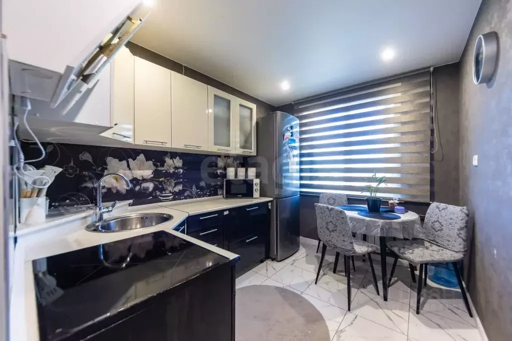 3-к кв. Хабаровский край, Хабаровск Амуркабель мкр, пер. ... - Фото 1