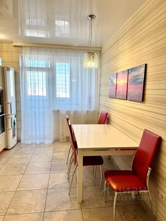 3-к кв. Тюменская область, Тюмень Таврическая ул., 9к3 (76.0 м) - Фото 2