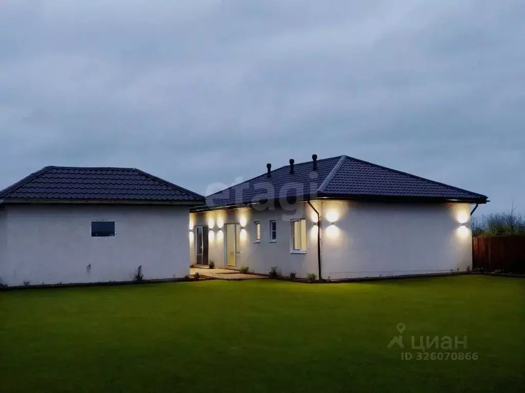 Дом в Псковская область, Псковский район, Логозовская волость, д. ... - Фото 2