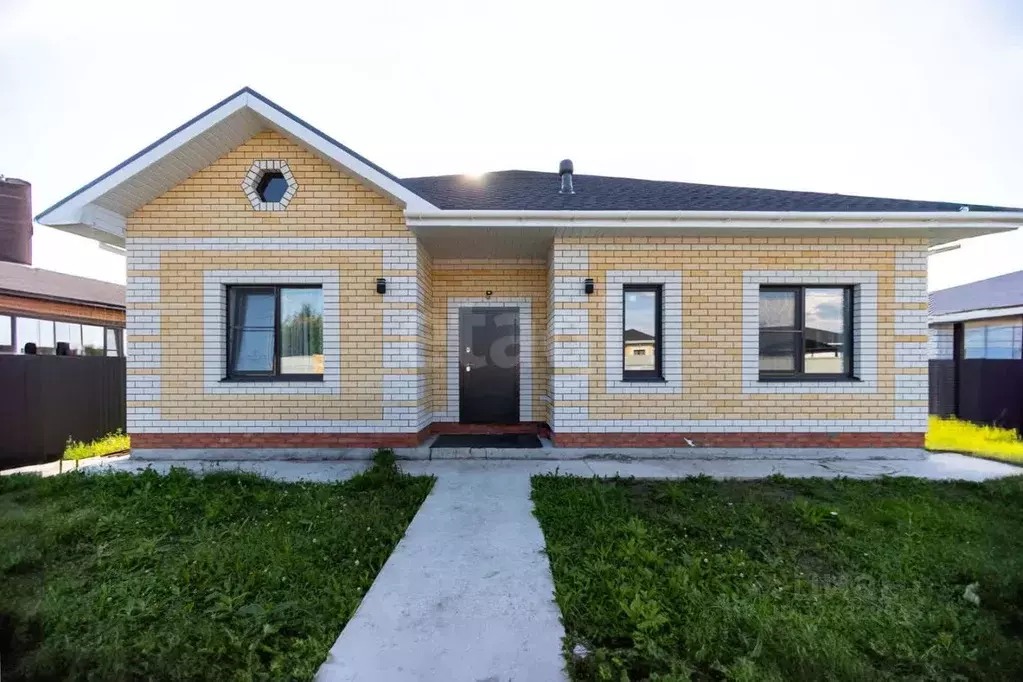 Дом в Тюменская область, Тюменский муниципальный округ, с. Перевалово ... - Фото 1