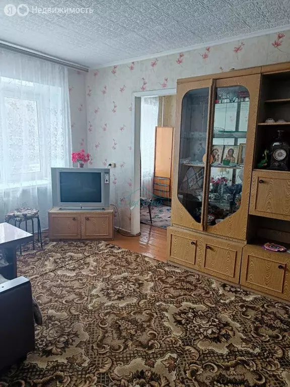 2-комнатная квартира: Гай, улица Ленина, 38 (42.2 м) - Фото 1