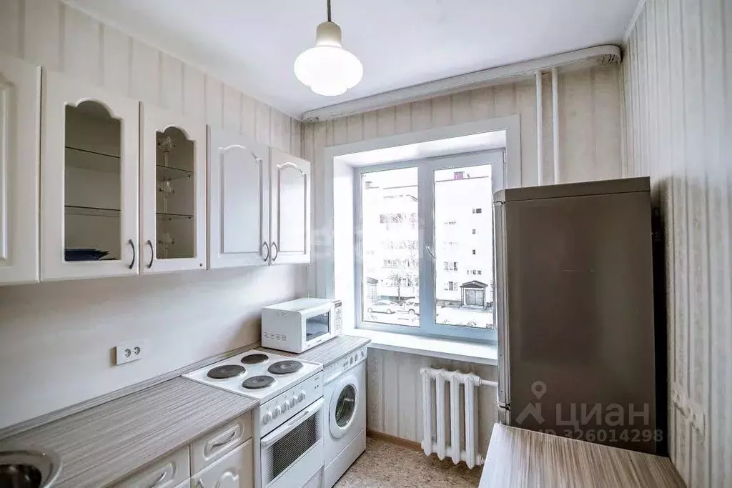 1-к кв. Сахалинская область, Южно-Сахалинск ул. Есенина, 11 (30.0 м) - Фото 1