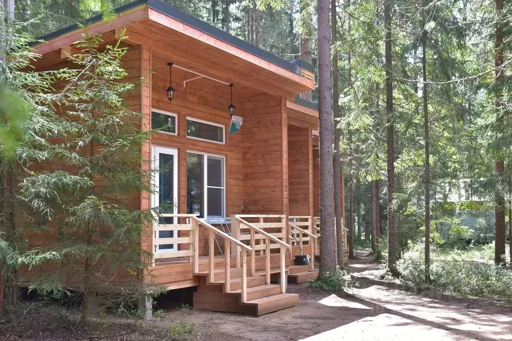 Дом в Новгородская область, Валдайский район, Ивантеевское с/пос, д. ... - Фото 1