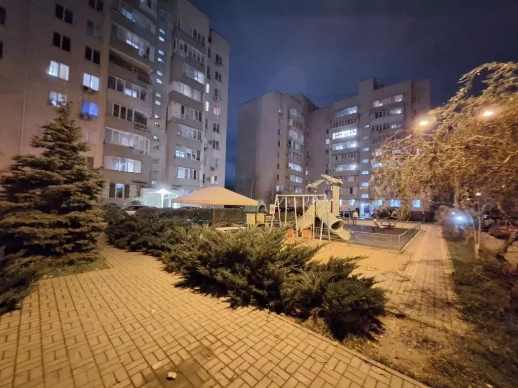 2-к кв. Крым, Симферополь ул. Лексина, 66 (53.0 м) - Фото 1