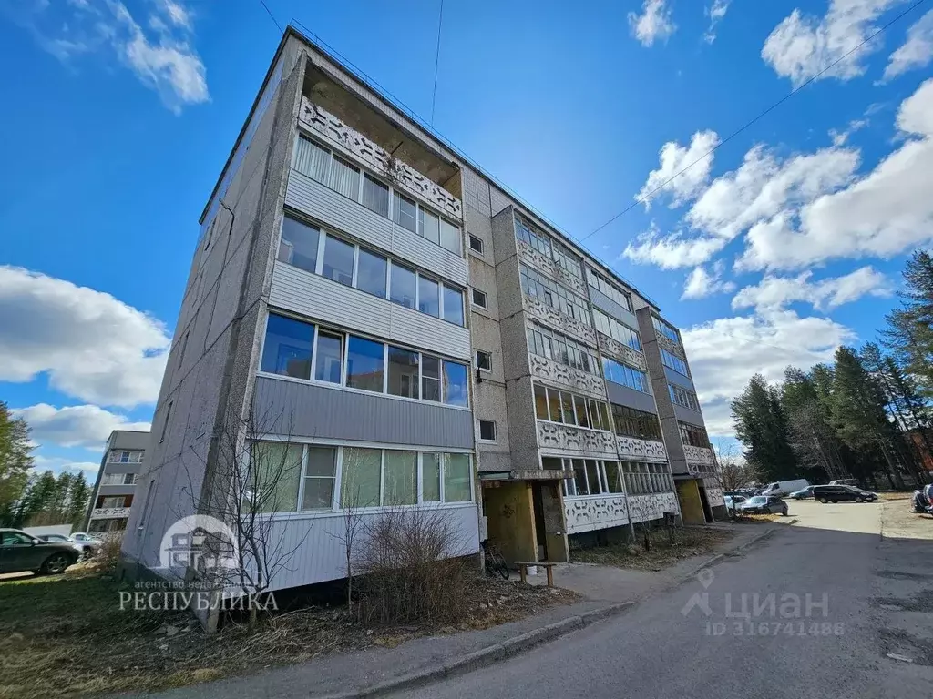 4-к кв. Карелия, Костомукша Ленинградская ул., 6 (71.4 м) - Фото 0