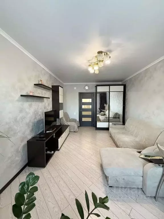 2-к кв. Брянская область, Брянск Авиационная ул., 17к1 (69.4 м) - Фото 1