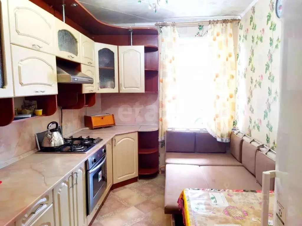 2-к кв. Башкортостан, Стерлитамак Коммунистическая ул., 75А (53.8 м) - Фото 1