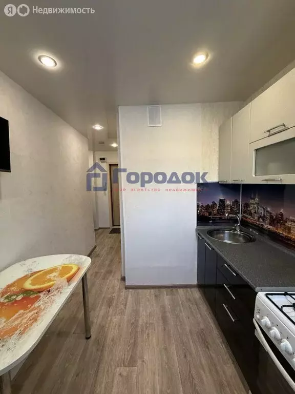 1-комнатная квартира: Каменск-Уральский, улица Кутузова, 31 (28.6 м) - Фото 2