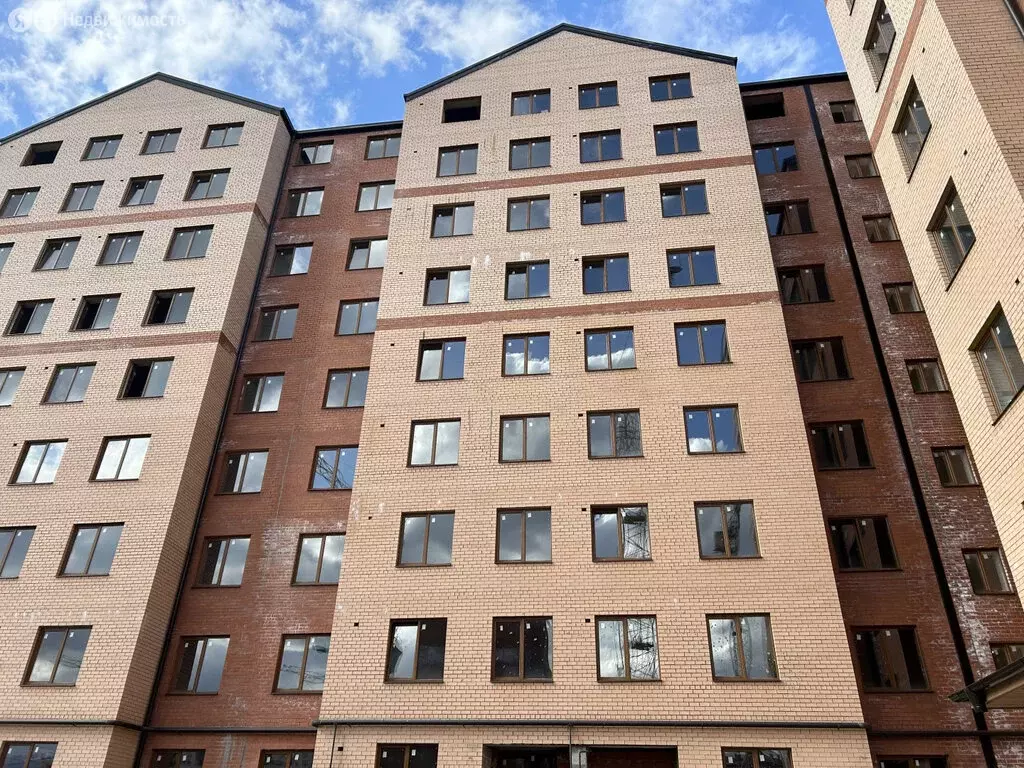 2-комнатная квартира: Владикавказ, улица Зураба Магкаева, 83 (77 м) - Фото 0