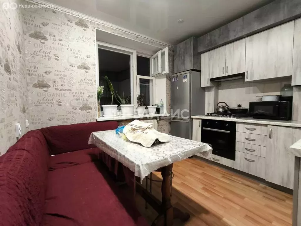 2-комнатная квартира: Белгород, улица Макаренко, 34 (53 м) - Фото 2