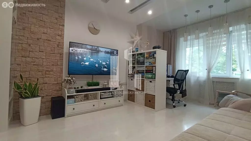 3-комнатная квартира: Новороссийск, улица Карамзина, 25 (62.6 м) - Фото 1