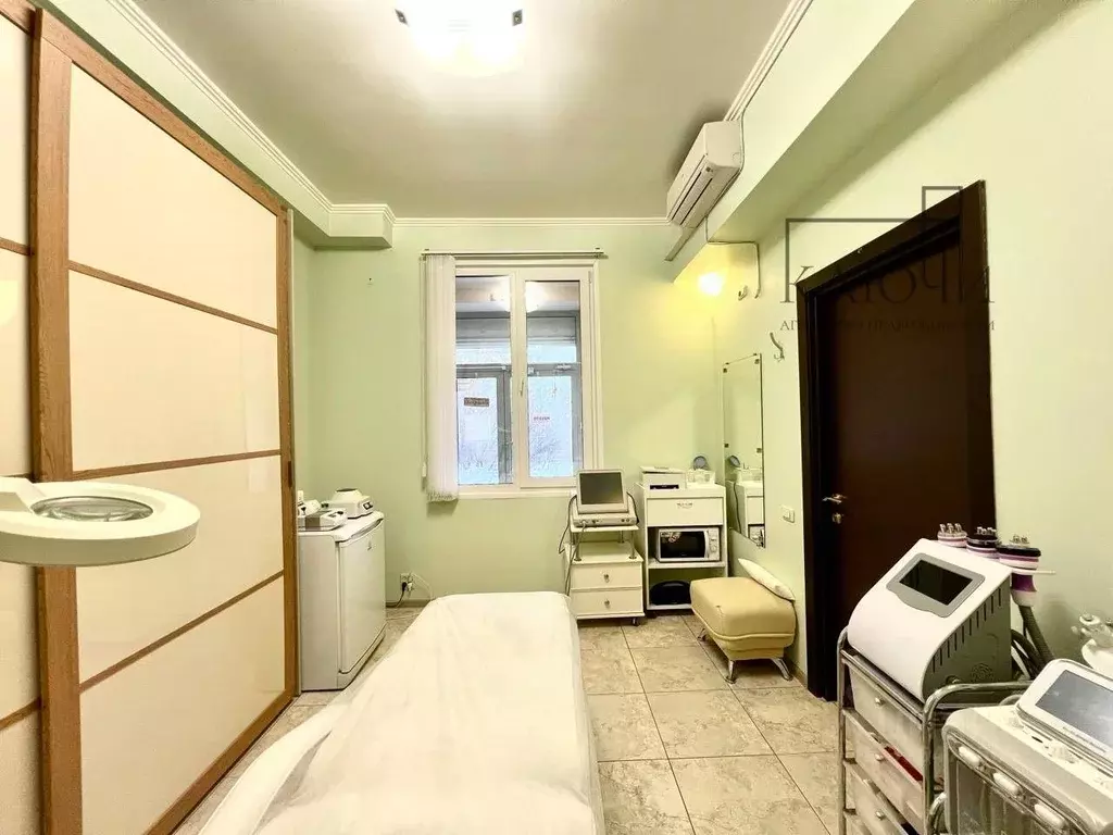 Офис в Челябинская область, Магнитогорск ул. Горького, 19 (53 м) - Фото 0