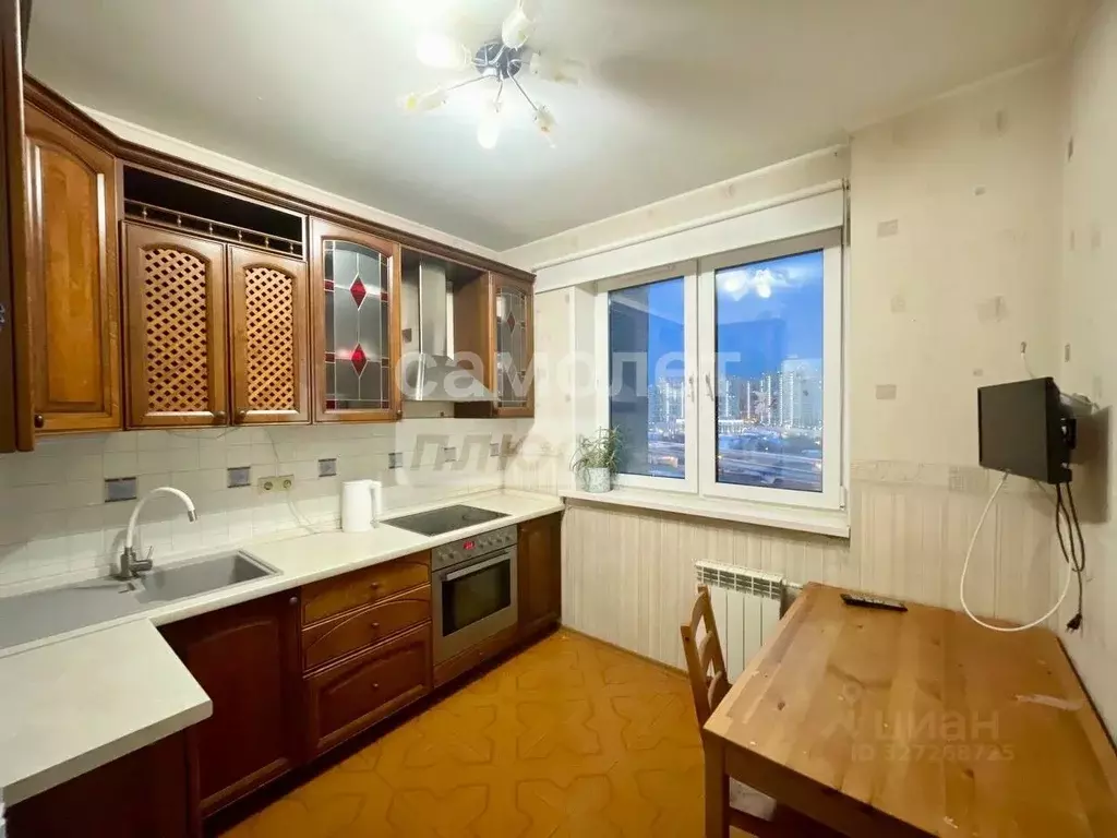 3-к кв. Москва Веерная ул., 1К5 (71.3 м) - Фото 1