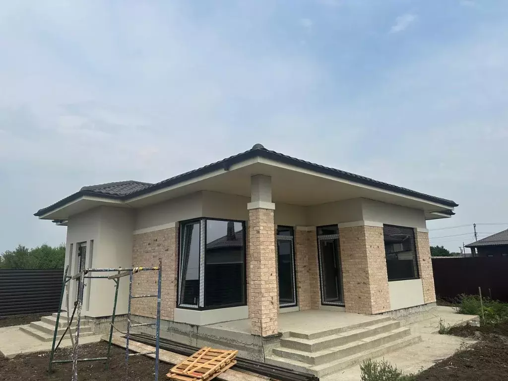 Дом в Адыгея, Тахтамукайский район, Козет аул ул. Ленина (111 м) - Фото 1