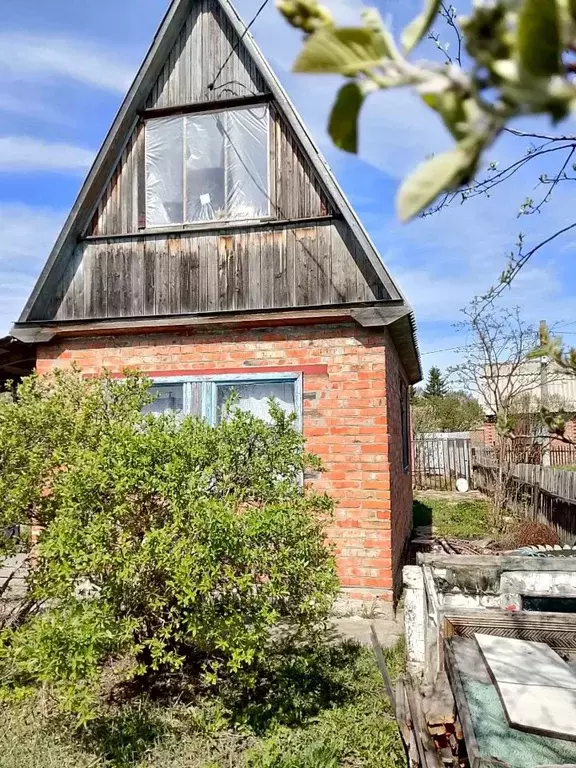 Дом в Омская область, Омск Связист СНТ,  (30 м) - Фото 1