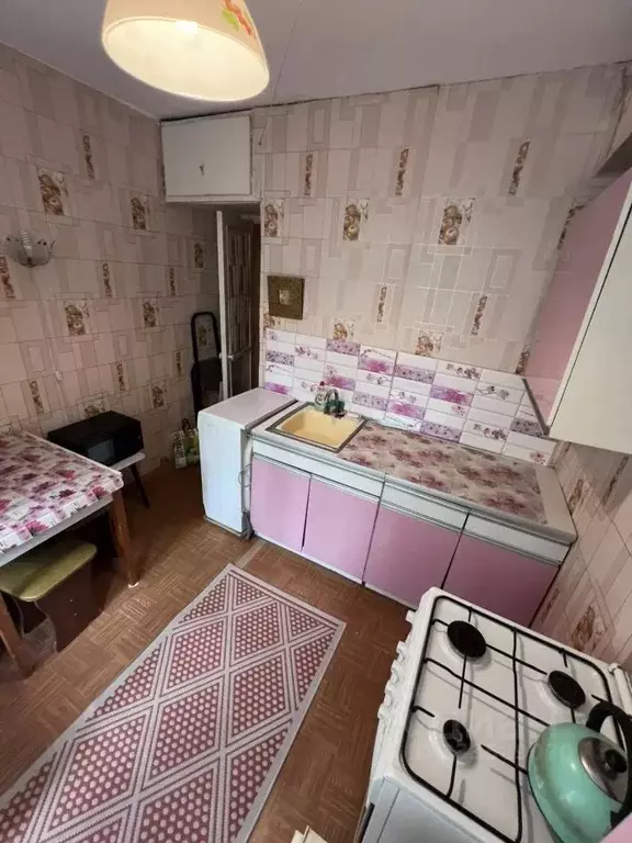 2-к кв. Псковская область, Остров ул. ДОС, 18 (48.0 м) - Фото 2