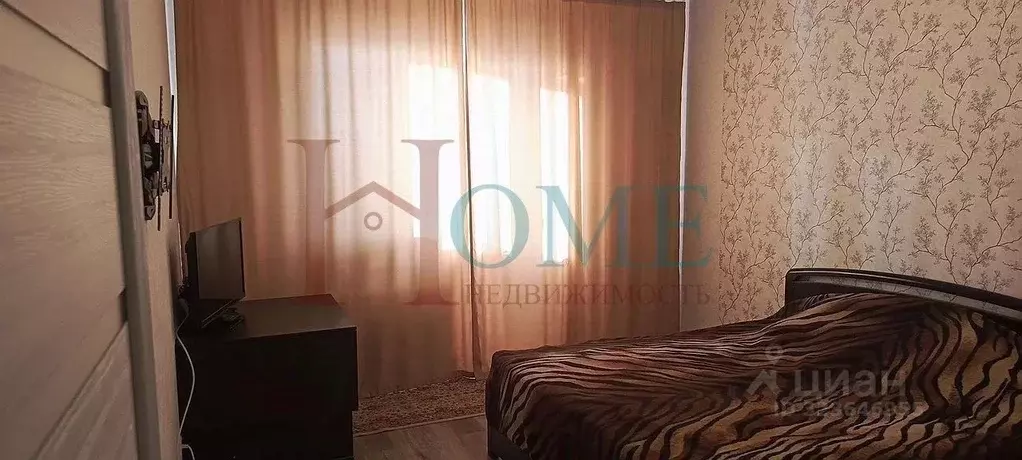 3-к кв. Новосибирская область, Новосибирск Гурьевская ул., 177/1 (87.0 ... - Фото 0