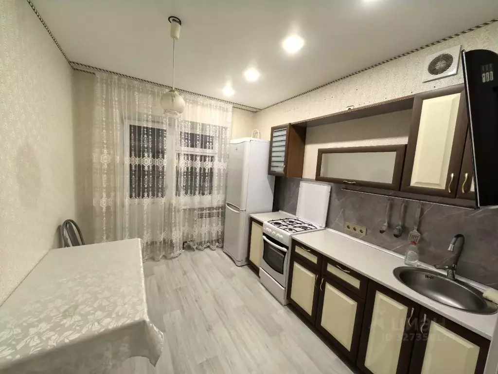 2-к кв. Татарстан, Альметьевск ул. Шевченко, 176 (56.0 м) - Фото 1