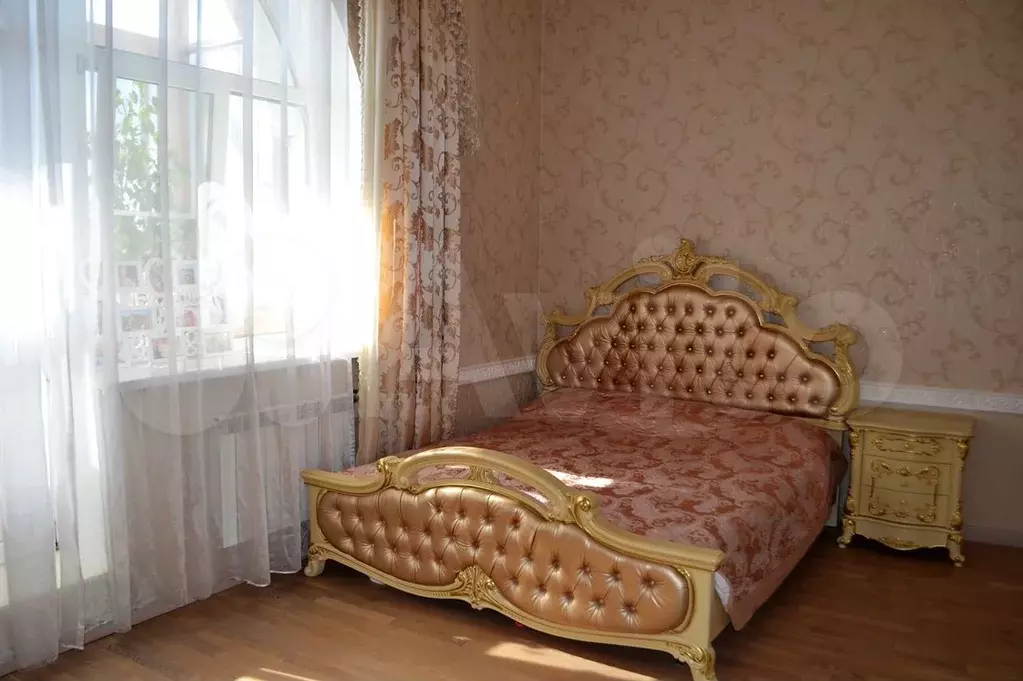 3-к. квартира, 100 м, 2/2 эт. - Фото 0