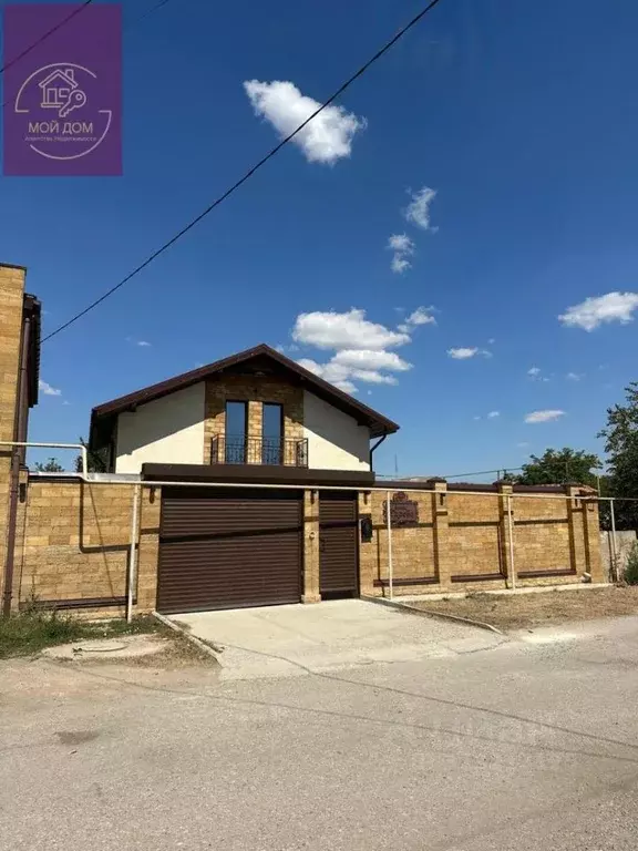 Дом в Крым, Сакский район, с. Молочное ул. Кирова, 2 (116 м) - Фото 1