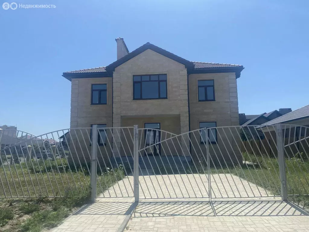 Дом в Аксайский район, станица Старочеркасская (150 м) - Фото 1