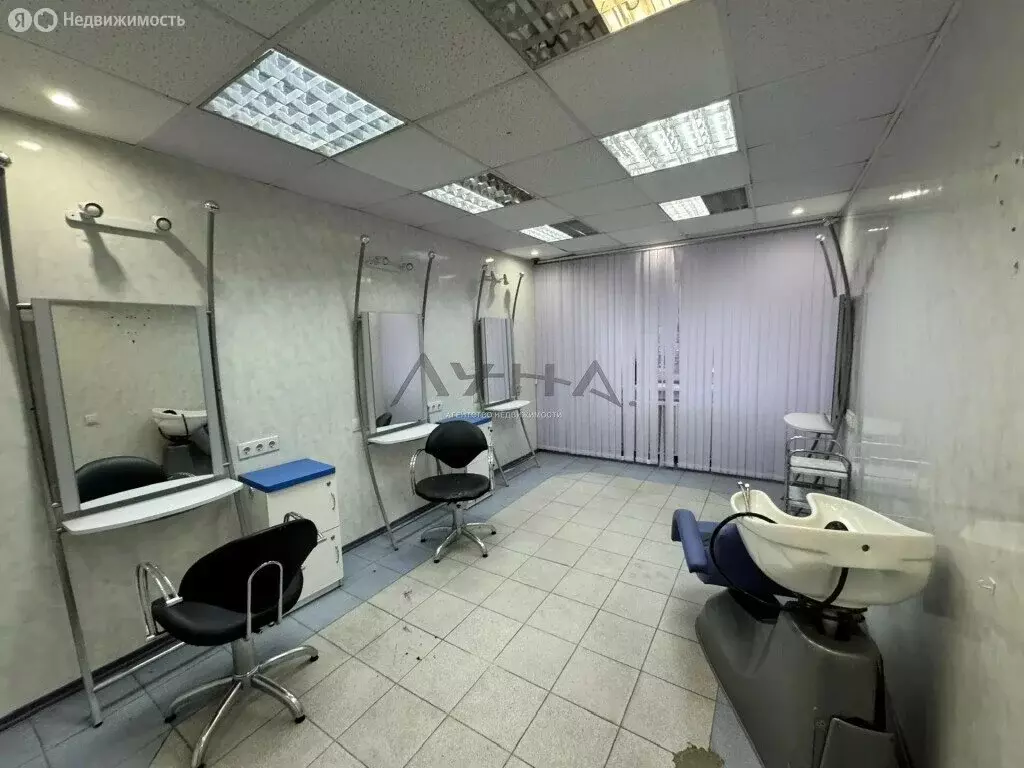 Помещение свободного назначения (188.7 м) - Фото 1