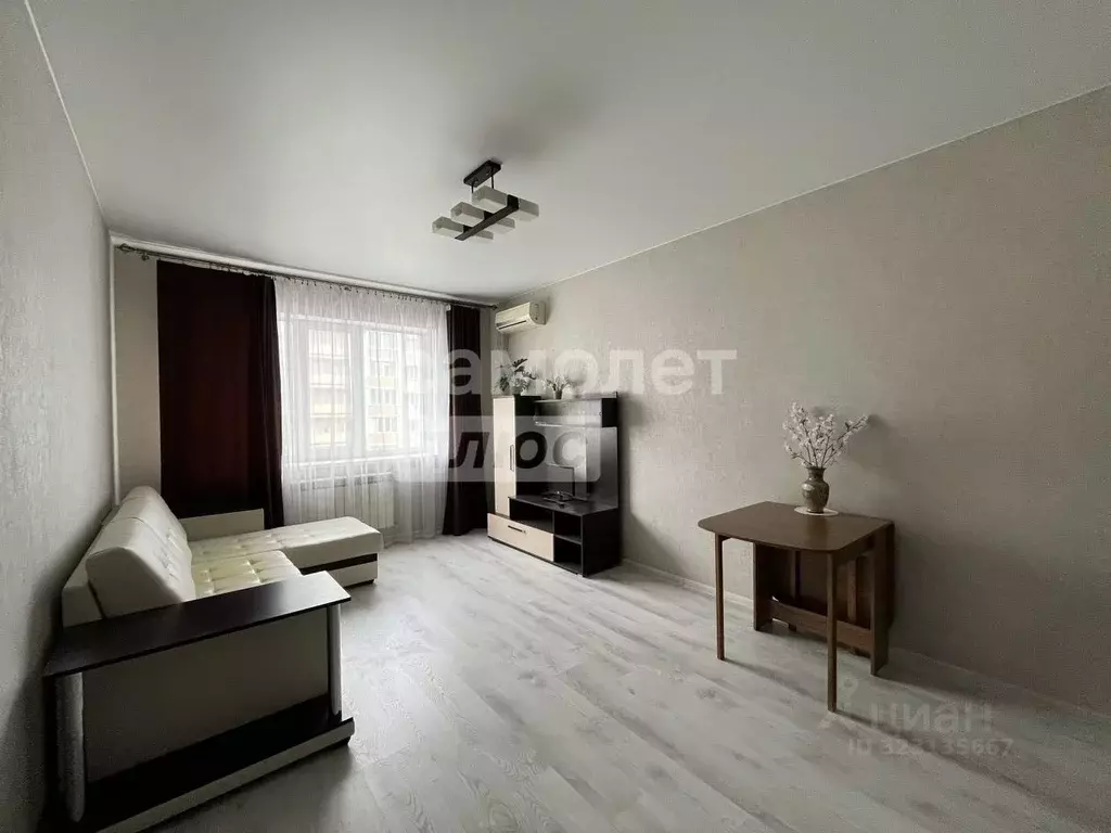 1-к кв. Брянская область, Брянск Красноармейская ул., 38 (42.4 м) - Фото 1