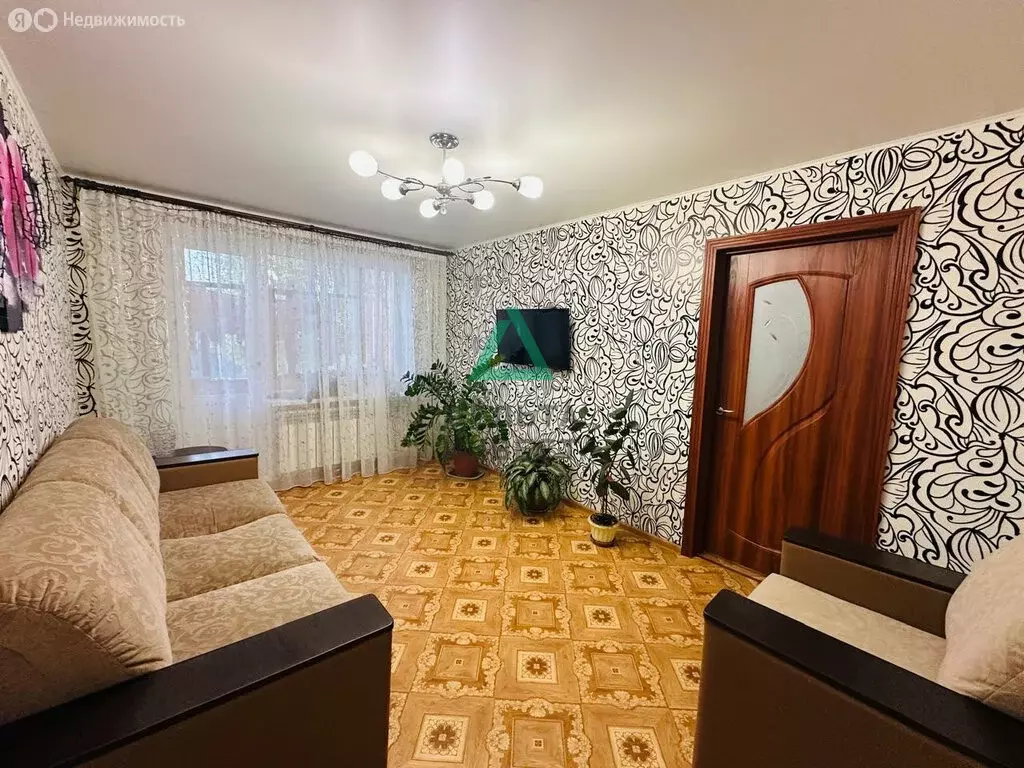 3-комнатная квартира: Нижегородка, улица Кузнецовская Поляна, 2 (63.9 ... - Фото 1
