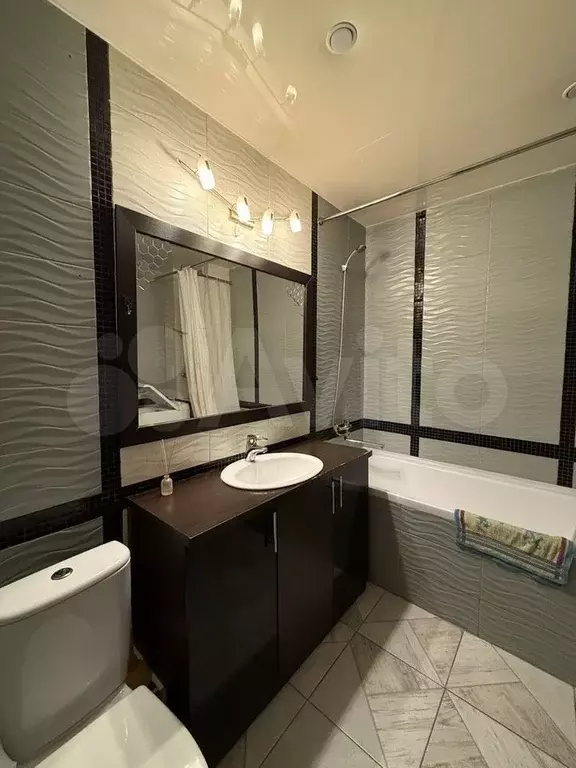 2-к. квартира, 58 м, 4/10 эт. - Фото 1