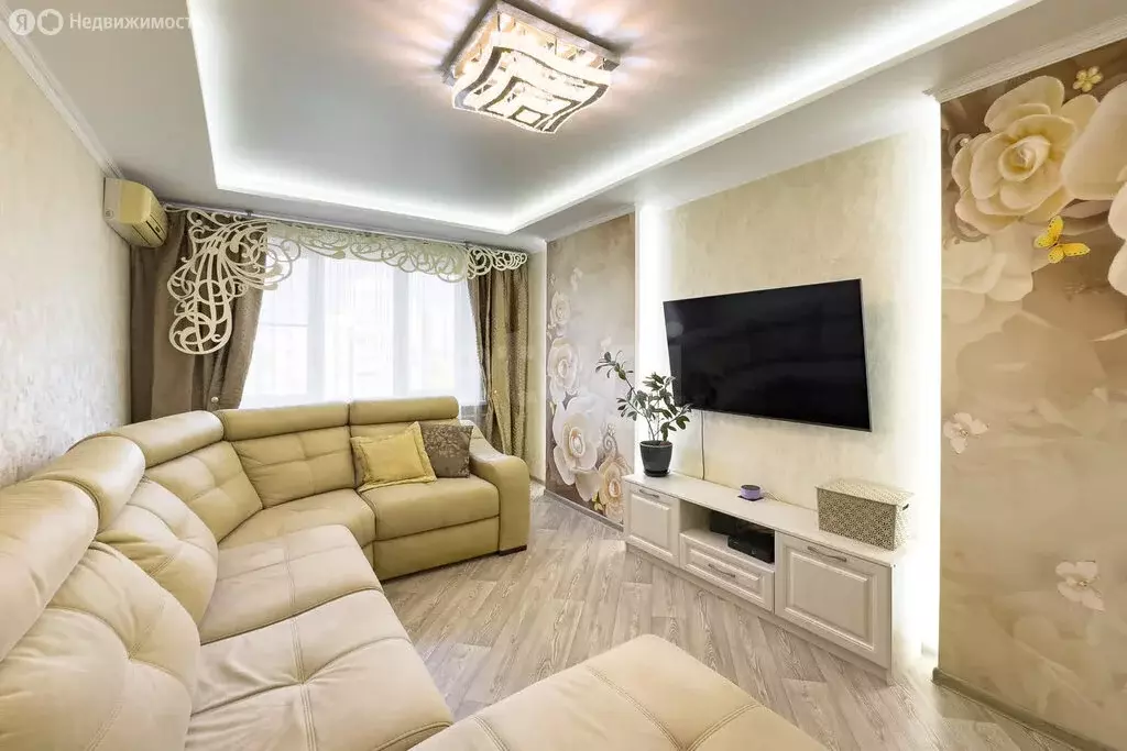 2-комнатная квартира: Ульяновск, Октябрьская улица, 30А (57.2 м) - Фото 0