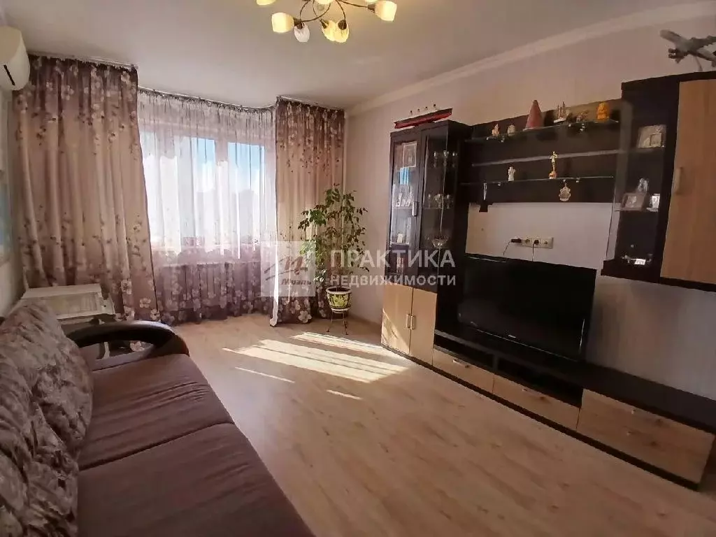 Продается 3-комнатная квартира - Фото 1