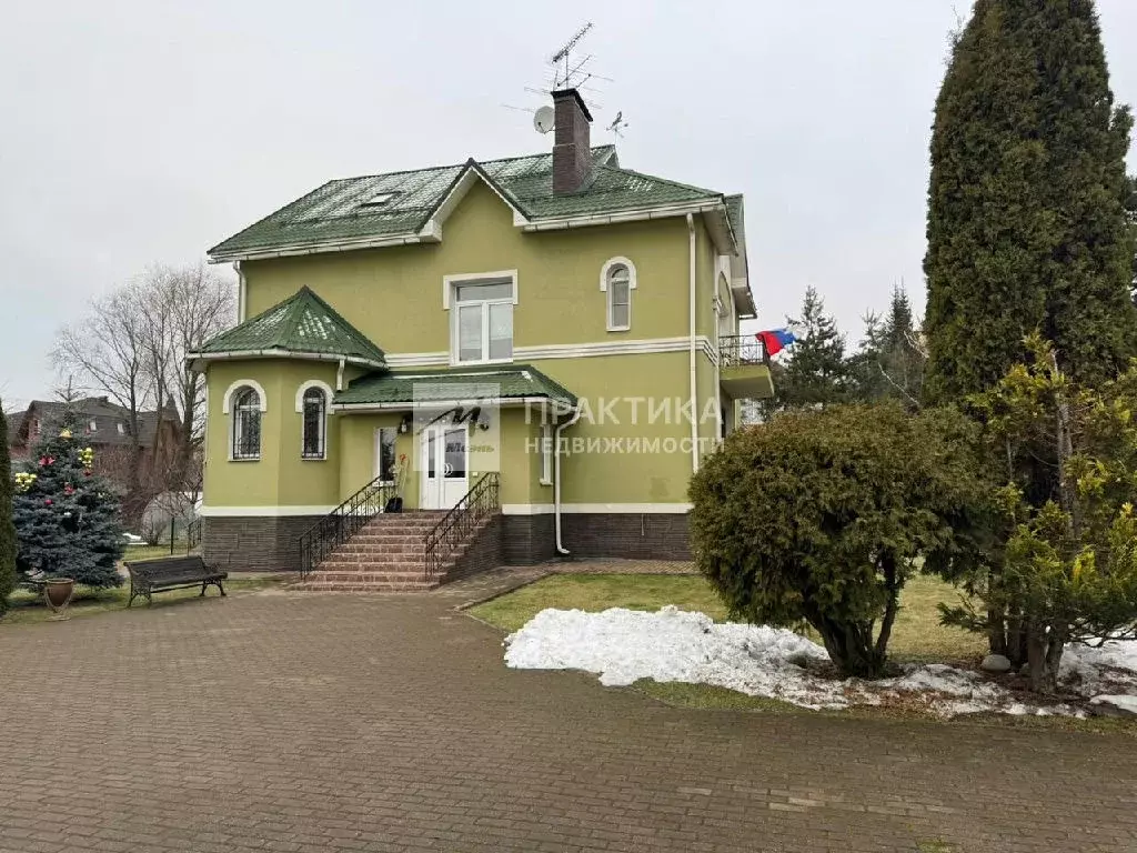 Продается дом в пгт Нахабино - Фото 0