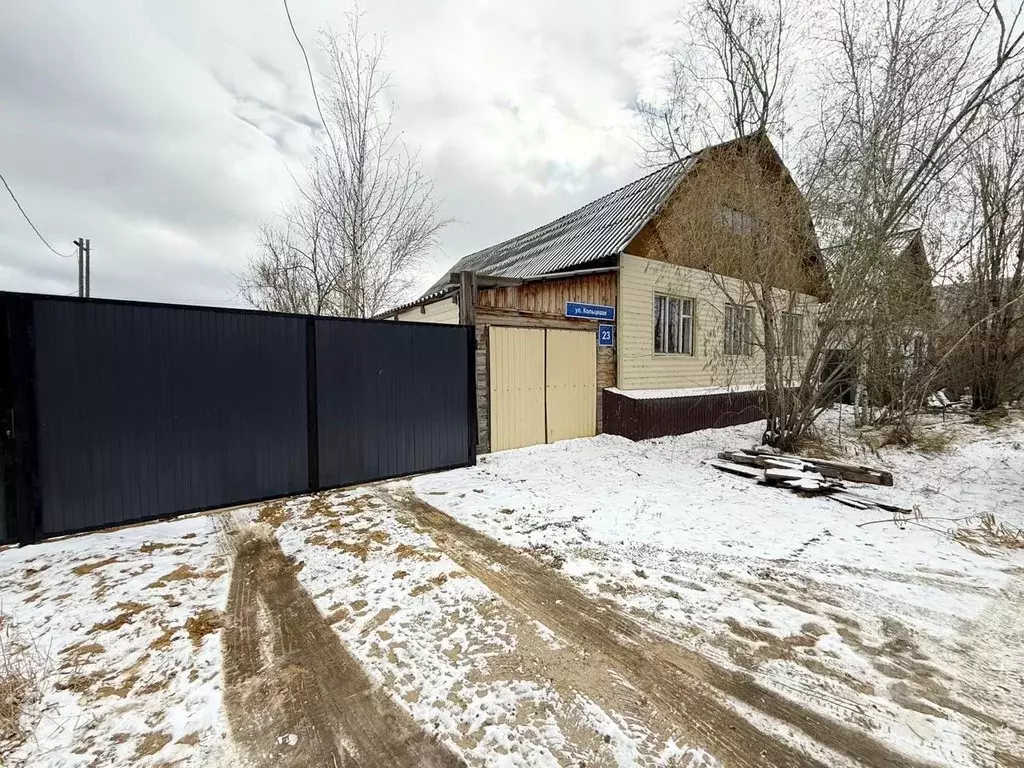 Дом в Саха (Якутия), Якутск Кольцевая ул., 23 (120 м) - Фото 1