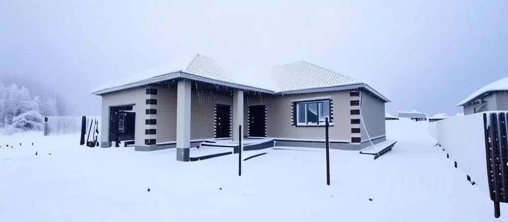 Дом в Оренбургская область, Оренбургский район, с. Нежинка Молодежная ... - Фото 1