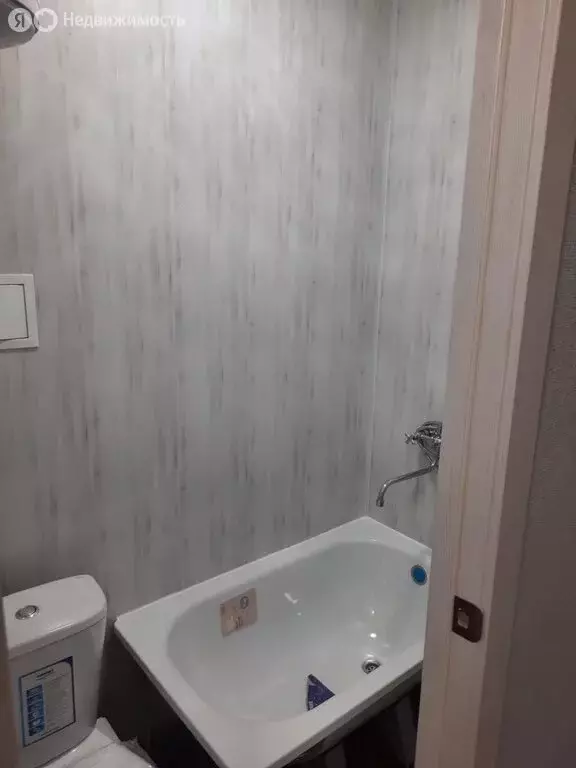 Квартира-студия: Томск, улица Ивана Черных, 123 (13 м) - Фото 1