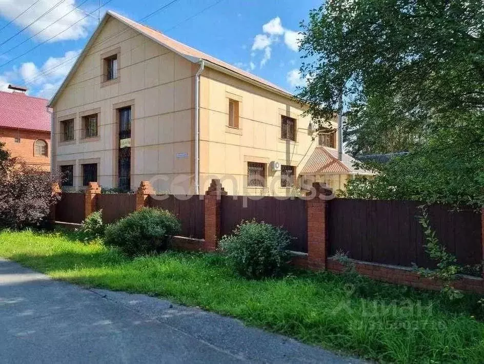 Коттедж в Тюменская область, Тюменский район, Винзили рп  (533 м) - Фото 1