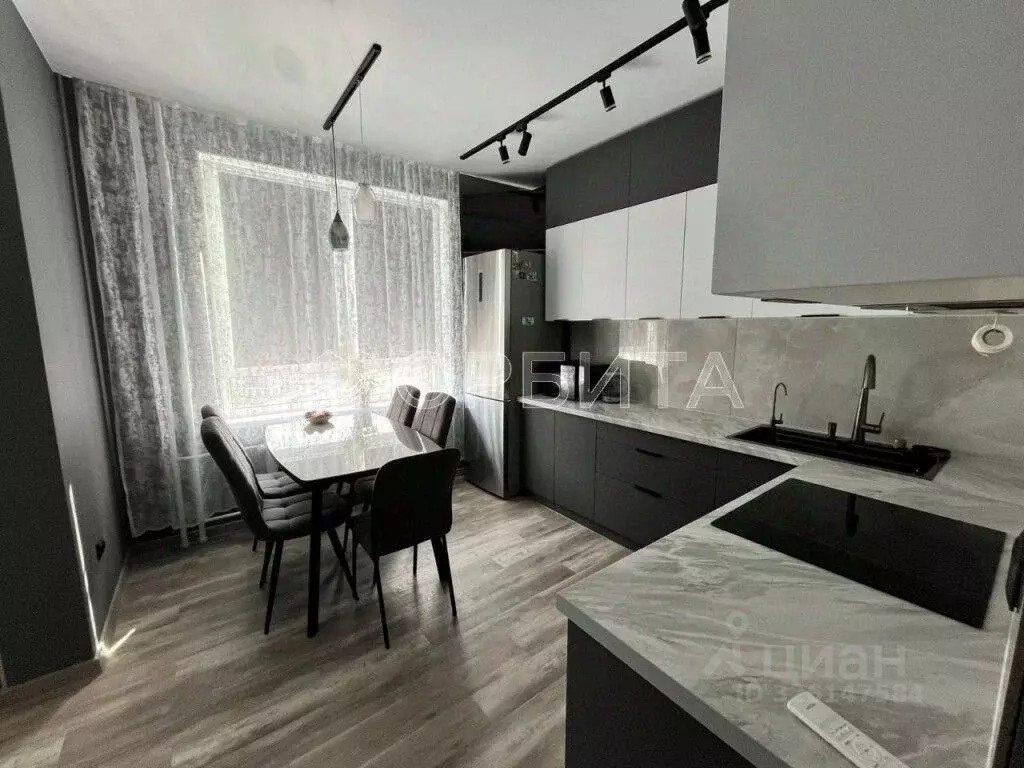 3-к кв. Тюменская область, Тюмень ул. Фармана Салманова, 23 (62.8 м) - Фото 2