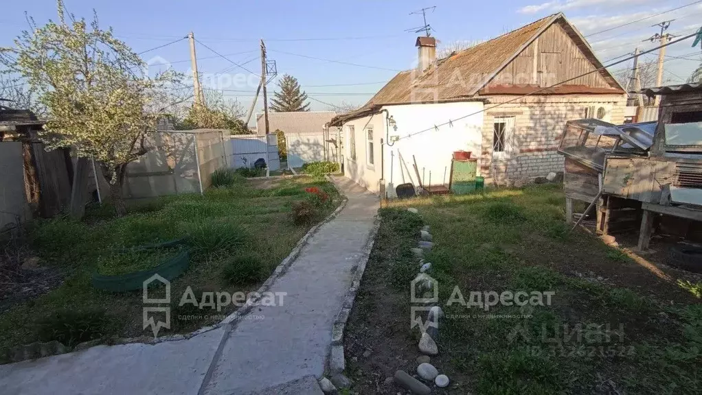 Дом в Волгоградская область, Волгоград Ясеневая ул. (44 м) - Фото 0