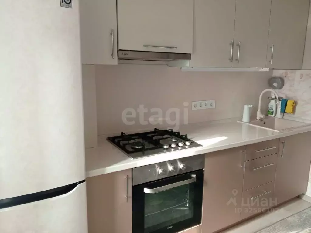 2-к кв. Адыгея, Майкоп ул. Юннатов, 8к2 (50.6 м) - Фото 1