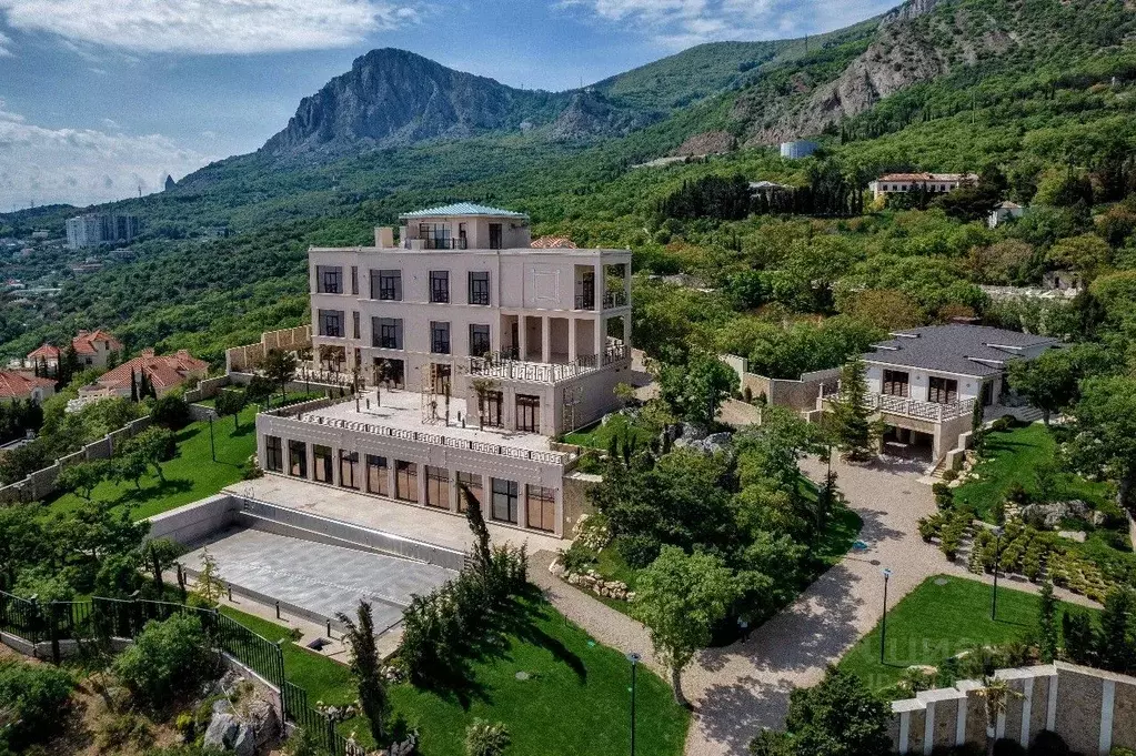 Дом в Крым, Ялта муниципальный округ, Санаторное пгт  (3270 м) - Фото 1