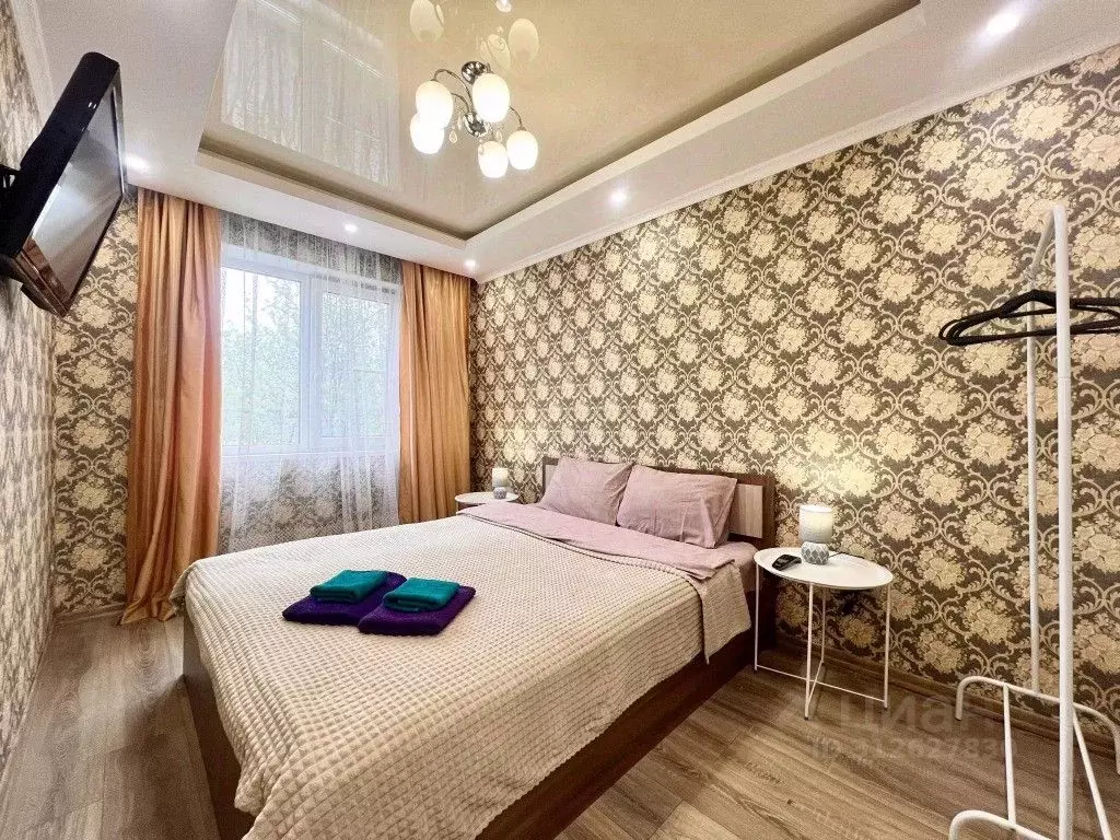1-к кв. Мурманская область, Мурманск просп. Кирова, 17 (65.0 м) - Фото 0