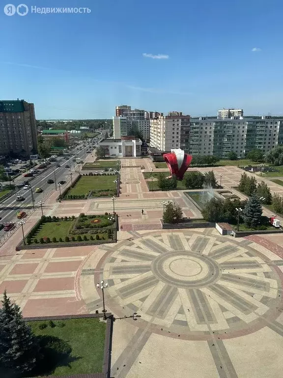 4-комнатная квартира: Наро-Фоминск, улица Маршала Г.К. Жукова, 8 (83 ... - Фото 1