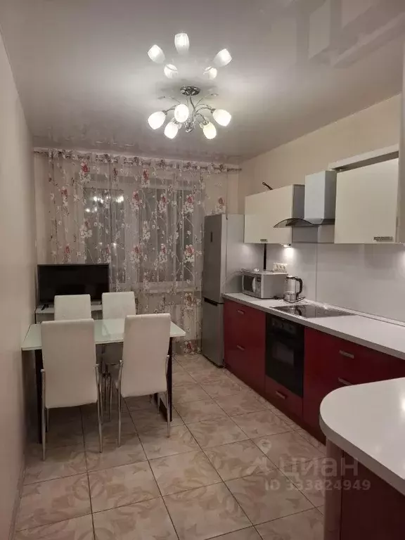 2-к кв. Самарская область, Самара Арцыбушевская ул., 204 (80.0 м) - Фото 1
