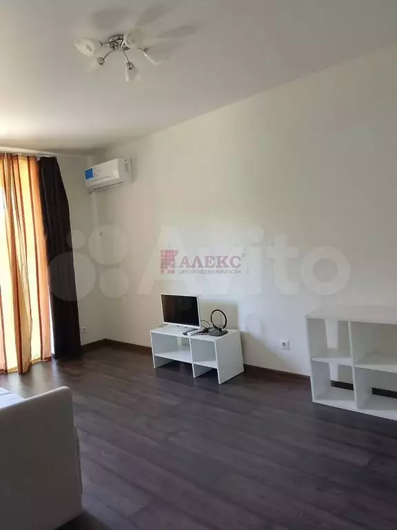 1-к. квартира, 31 м, 1/5 эт. - Фото 0