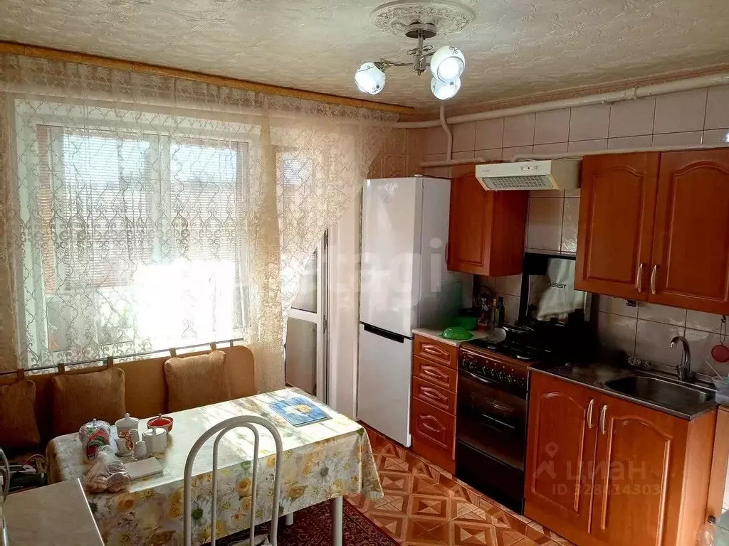 2-к кв. Краснодарский край, Ейск ул. Седина (51.2 м) - Фото 1