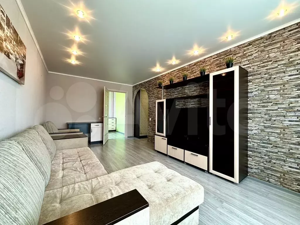 3-к. квартира, 60 м, 9/9 эт. - Фото 1