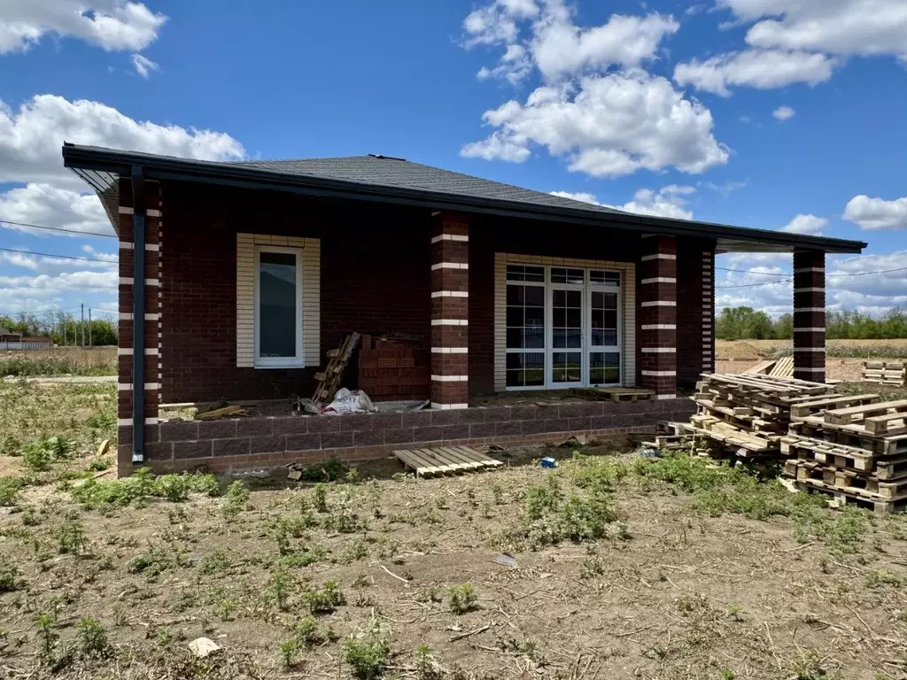 Дом в Ростовская область, Неклиновский район, с. Новобессергеневка ул. ... - Фото 0