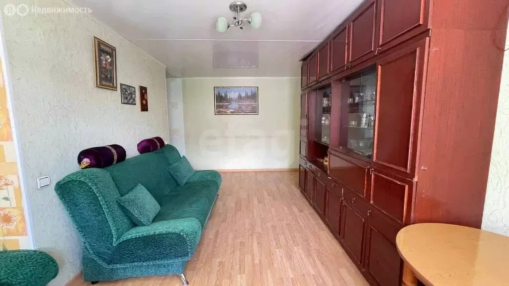 3-комнатная квартира: Бирск, Интернациональная улица, 116 (48.8 м) - Фото 1