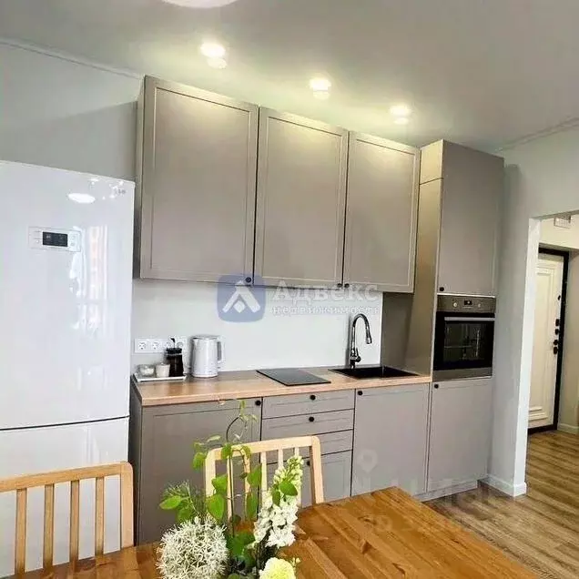 2-к кв. Тюменская область, Тюмень ул. Пожарных и Спасателей, 1 (56.0 ... - Фото 2