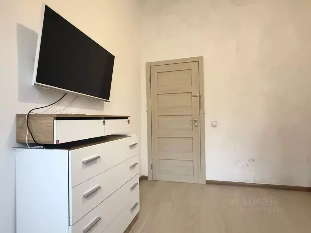 Комната Санкт-Петербург ул. Михайлова, 12Б (12.4 м) - Фото 1